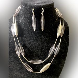 Necklace and earrings set